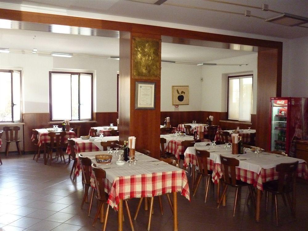 Albergo Al Sole Castelnuovo del Garda Exterior photo