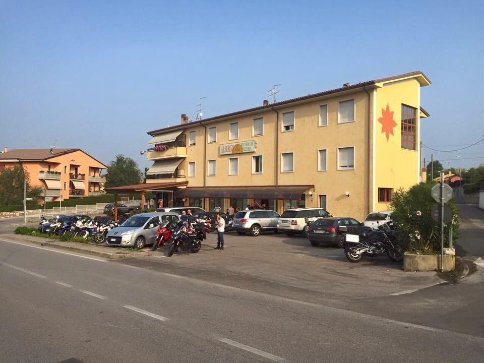 Albergo Al Sole Castelnuovo del Garda Exterior photo